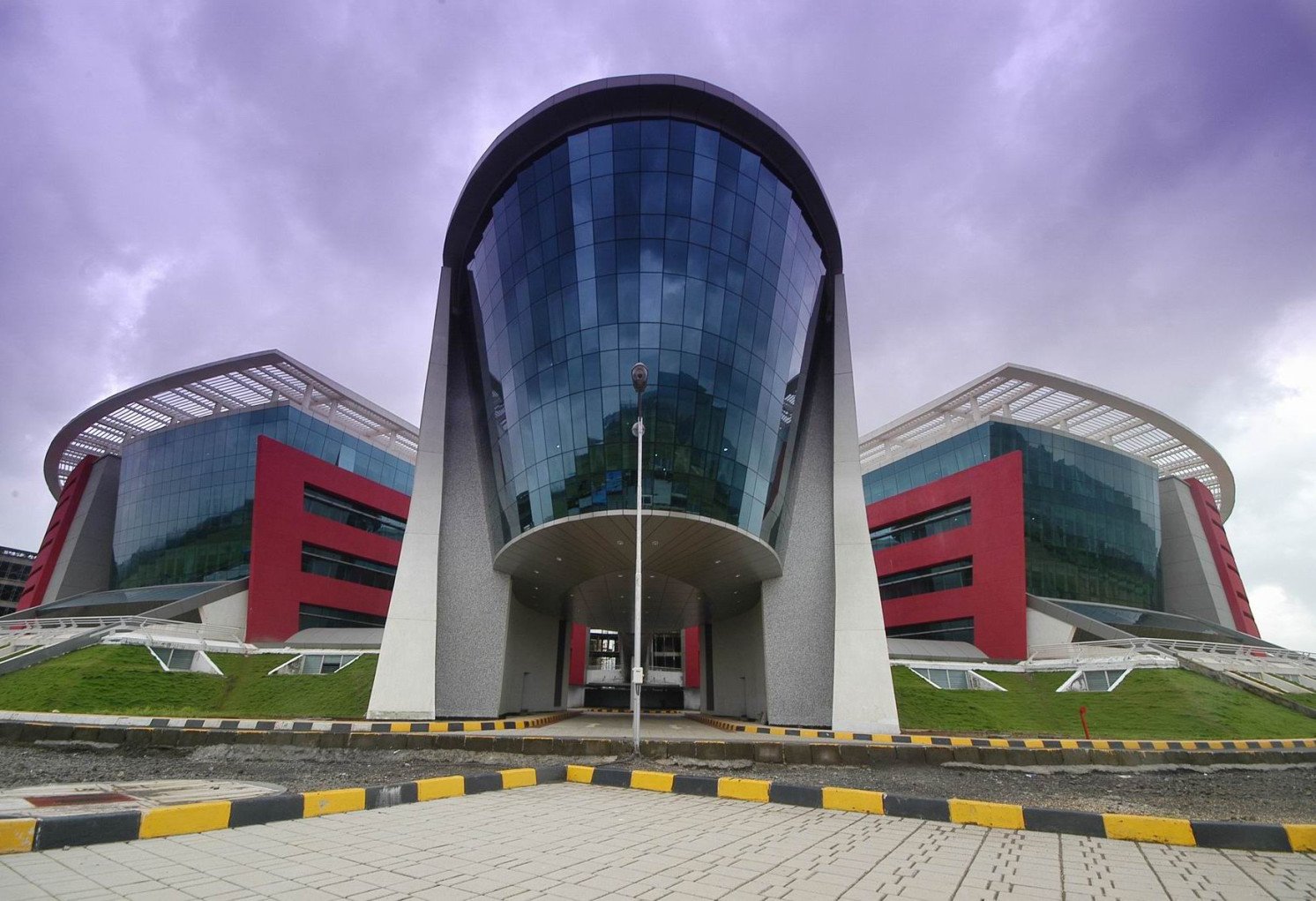Paratune vs Offshore Development: Why Local Jordan Expertise Wins